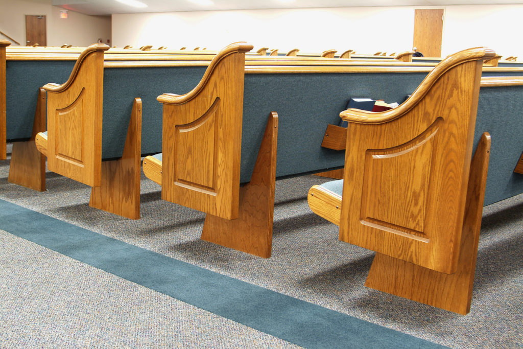 michigan church pews